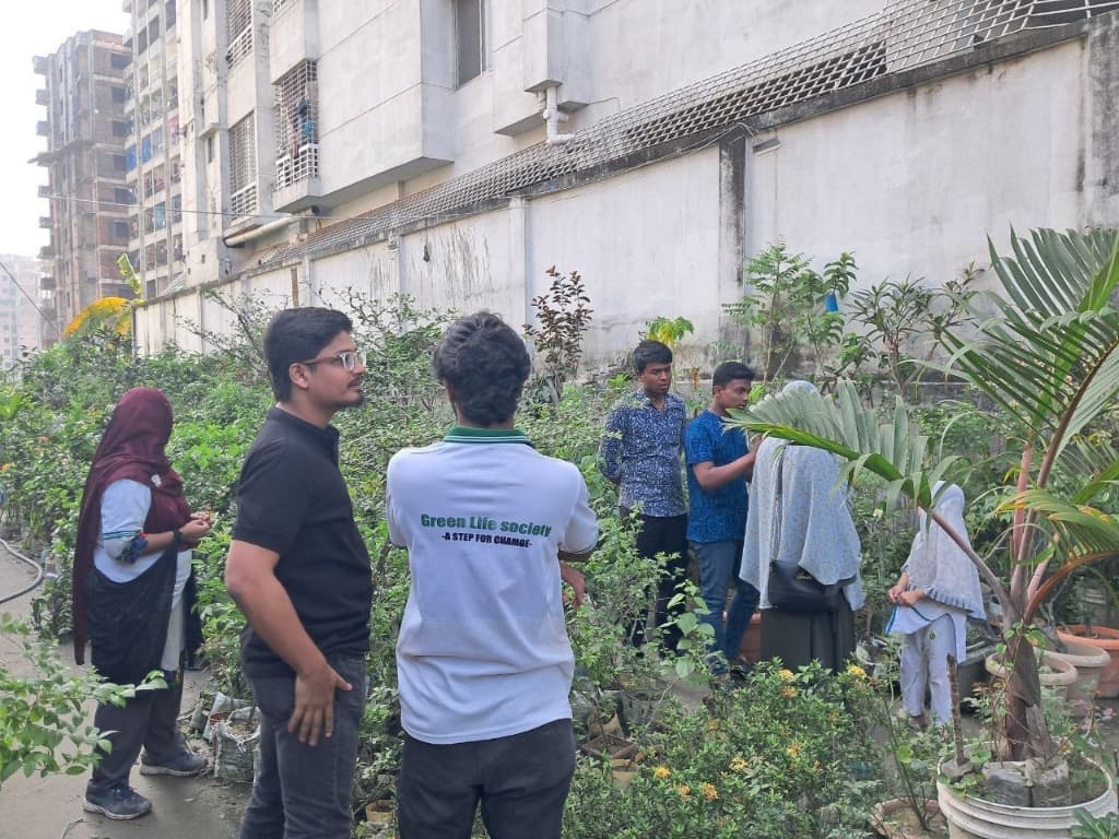 Green Life Society community activity